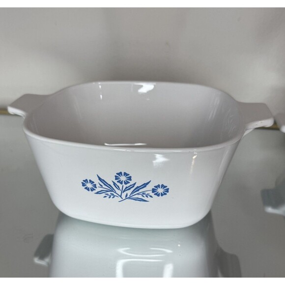 Vintage Corning Ware Blue Cornflower P-1 3/4-B 1 3/4Qt Casserole Dish NO LID - Picture 2 of 5